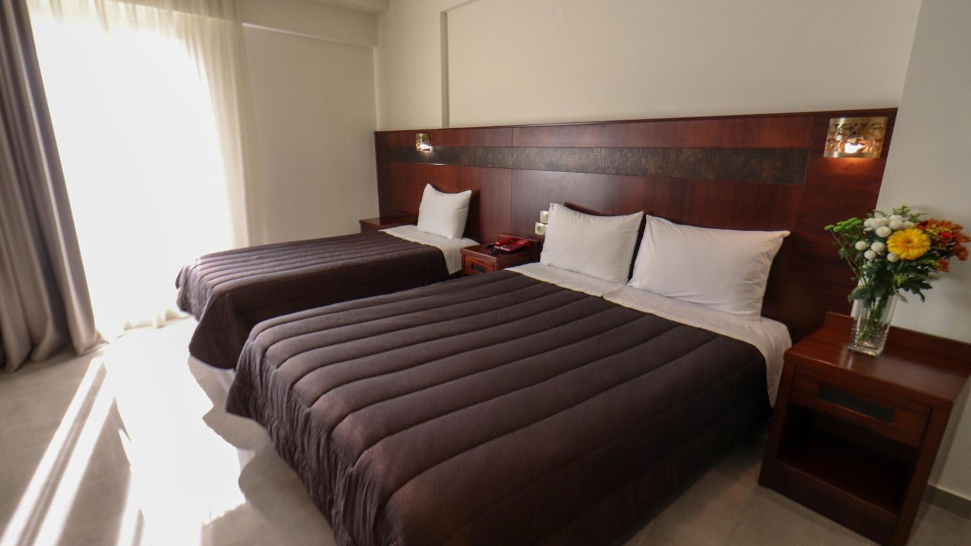 Hotel Orfeas Калампака Экстерьер фото