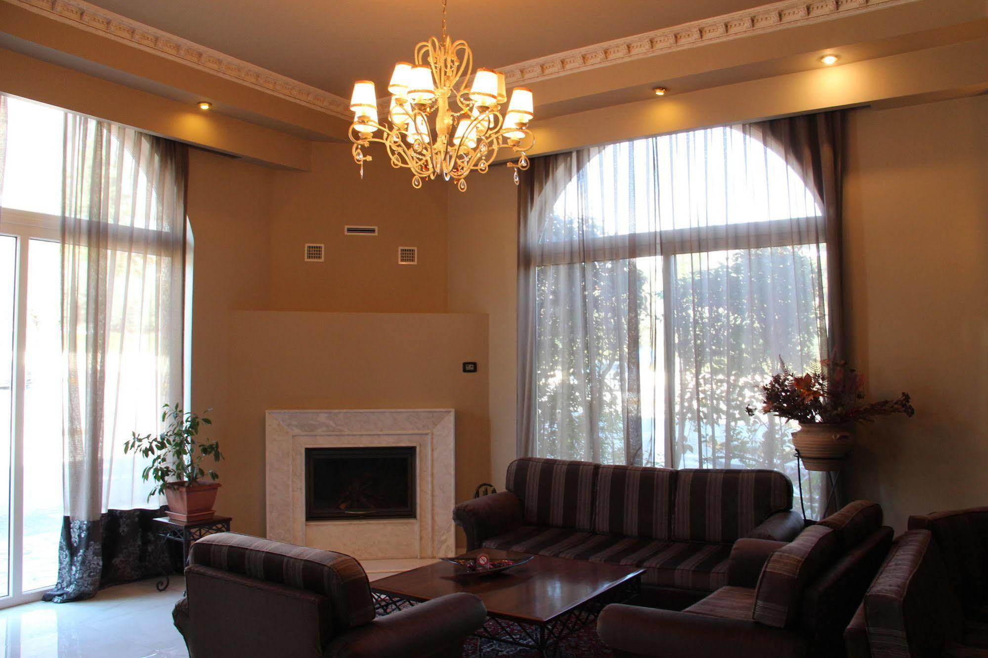 Hotel Orfeas Калампака Экстерьер фото
