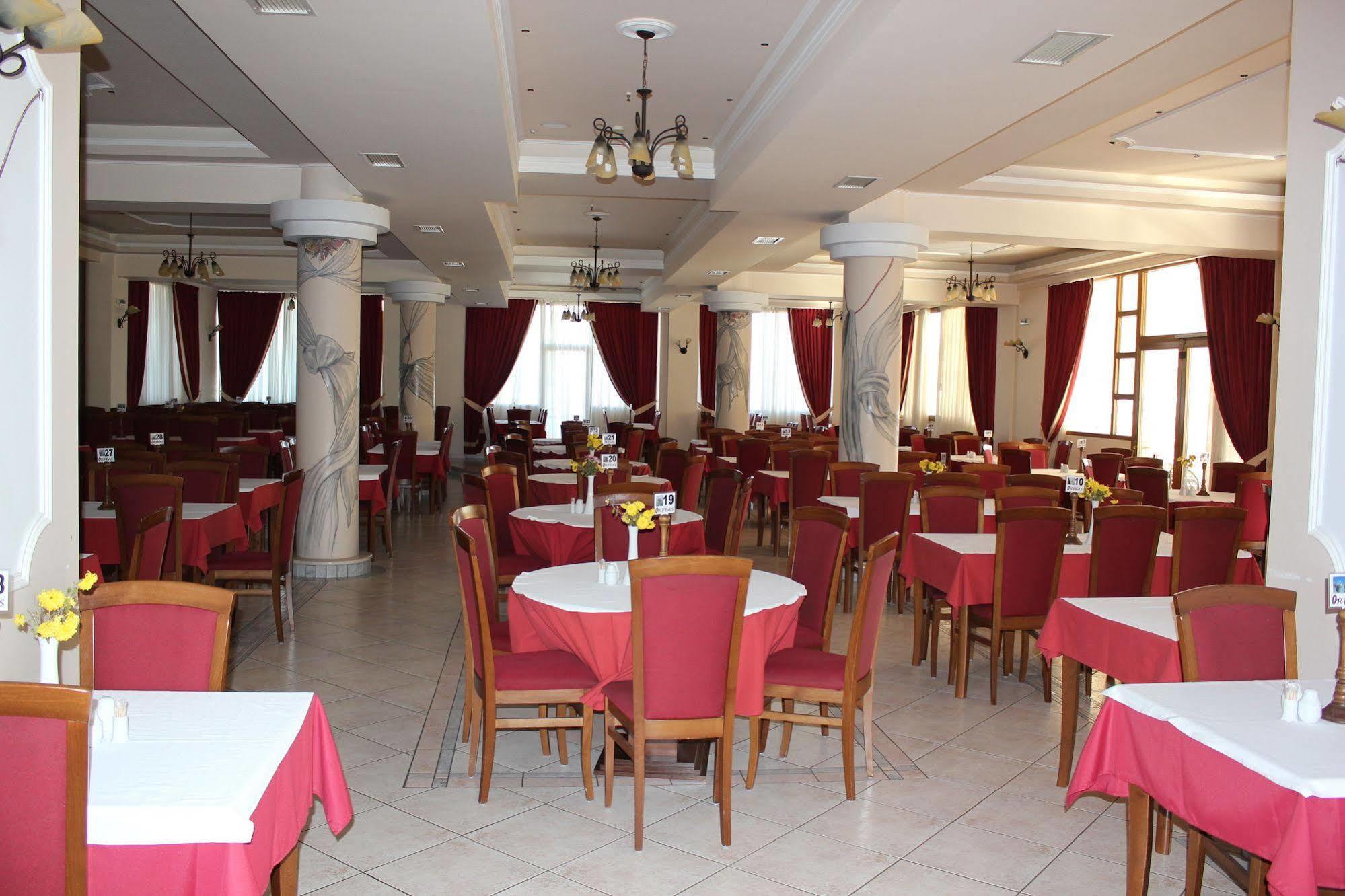 Hotel Orfeas Калампака Экстерьер фото